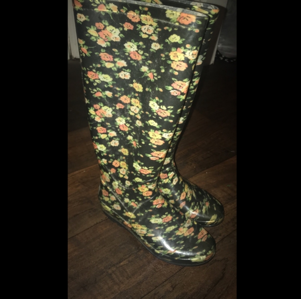 Rainboots